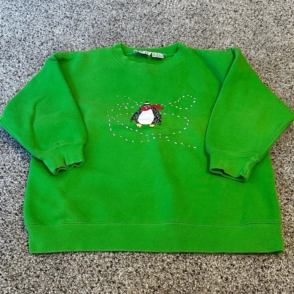 Vintage Talbots Kids Green Winter Scene Penguin Sweatshirt, size 8, EUC